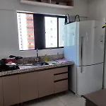 Apto A Uma Quadra Da Praia Central